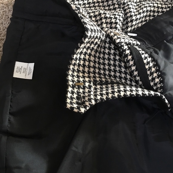 J. Crew houndstooth wool cropped pants. Size 10 - Picture 6 of 7